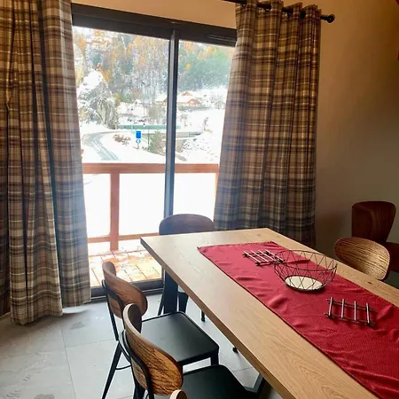 Chalet Le Strato 8 דירה *